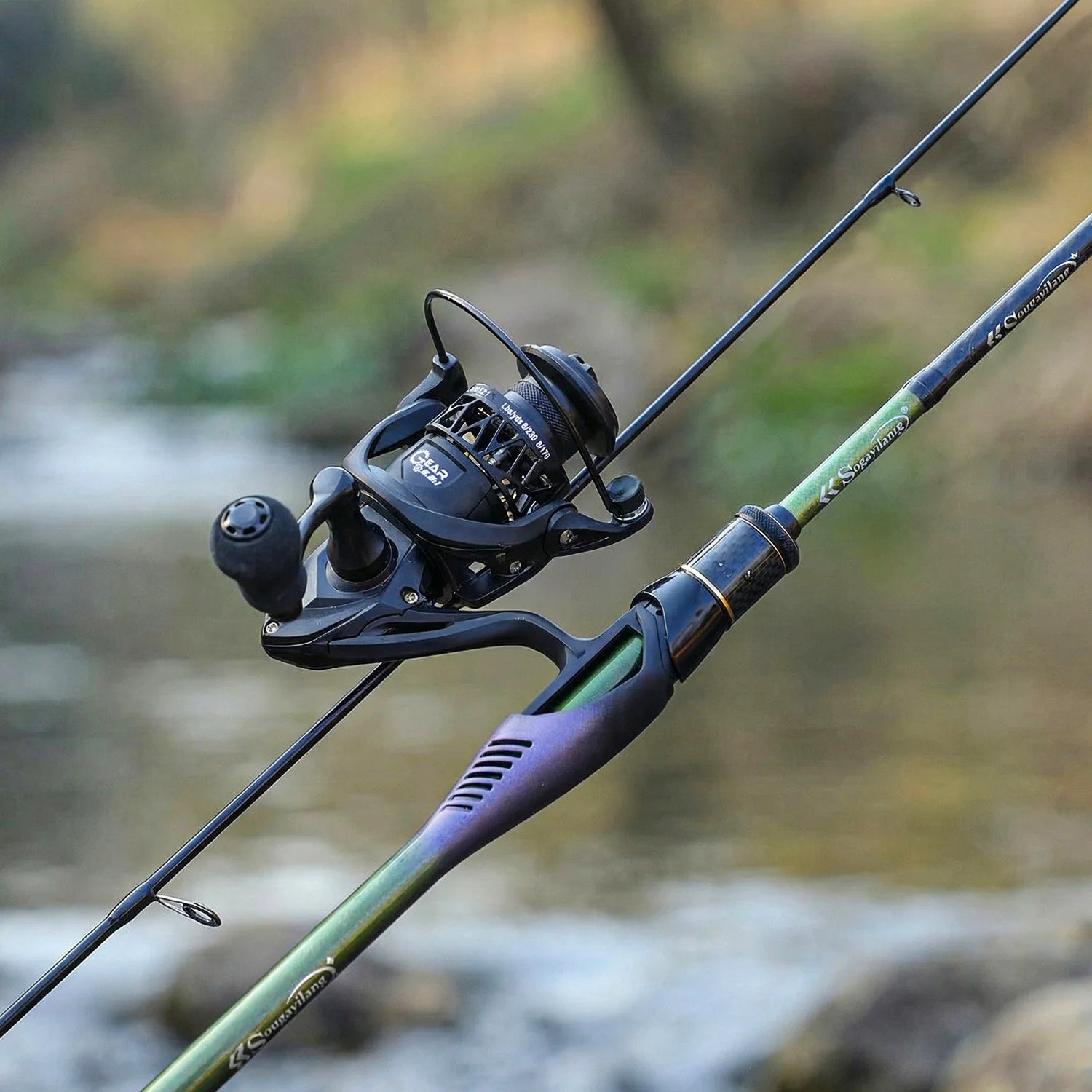 Sougayilang 1.8m MH Spinning Fishing Rod Reel Combo 2 Section Cross Carbon Fiber Pole 5.2:1 Gear Ratio Reel for Freshwater