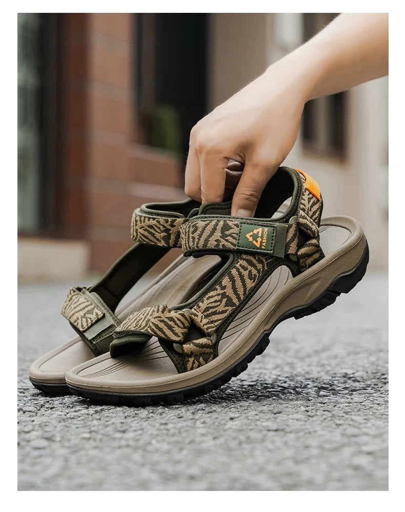 Men's Hiking Sandals Lightweight Breathable Travel Shoes